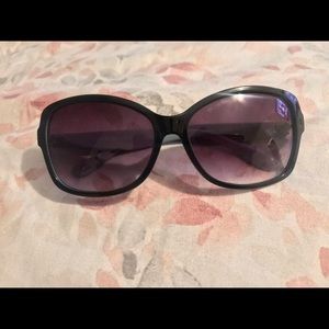 Tommy Hilfiger sunglasses